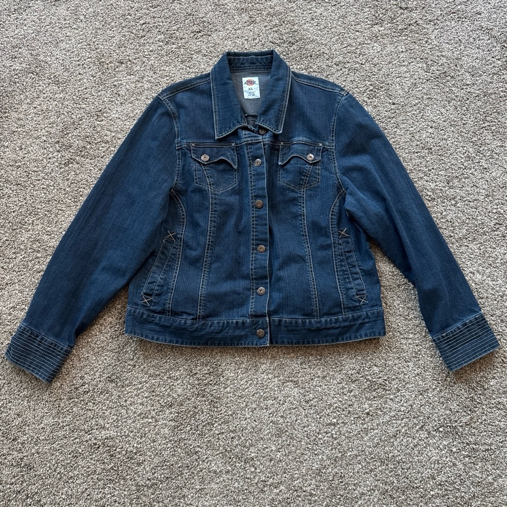 Dickies Women's XL But Fits Like Large Dark Wash Jean Denim Jacket EUC